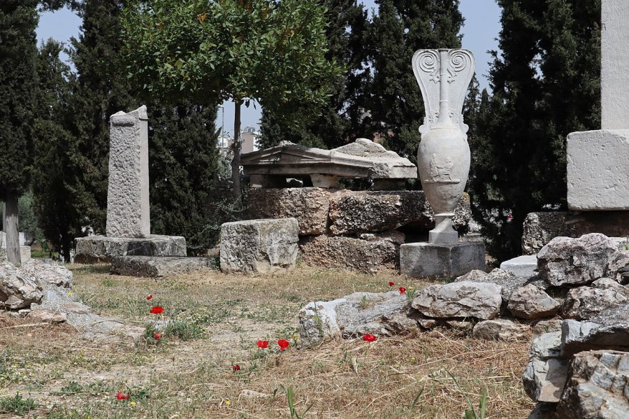 Ancient cemetery in greece: https://commons.wikimedia.org/wiki/File:Ancient_cemetery_of_Kermaeikos_in_Athens,_Greece.jpg